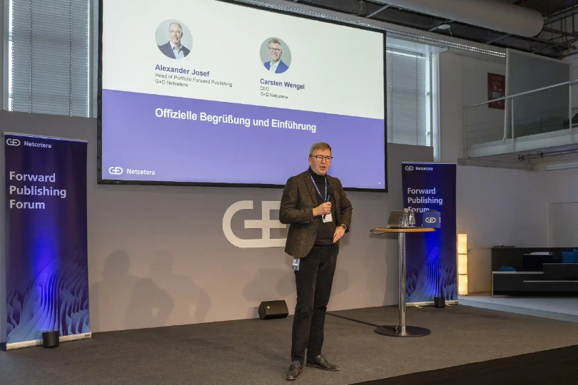 Carsten Wengel presenting