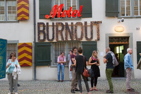 «Motel Burnout» deals with capitalism and social change