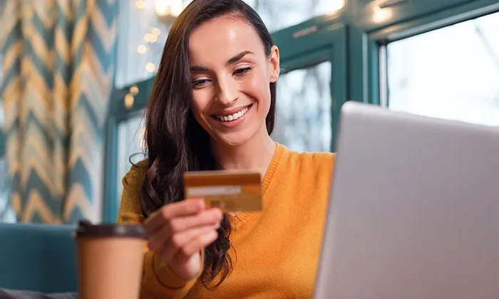 Welcoming the holidays and navigating its challenges: Insights for Merchants and Issuers